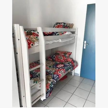 Studio Au Calme Avec Piscine, Face Golf, Parking Gratuit, Tout A Pied A 10Mn Centre Ville Ciboure Exterior photo