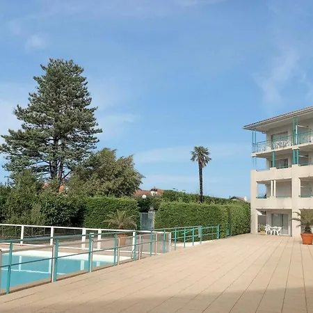 Studio Au Calme Avec Piscine, Face Golf, Parking Gratuit, Tout A Pied A 10Mn Centre Ville Ciboure Exterior photo