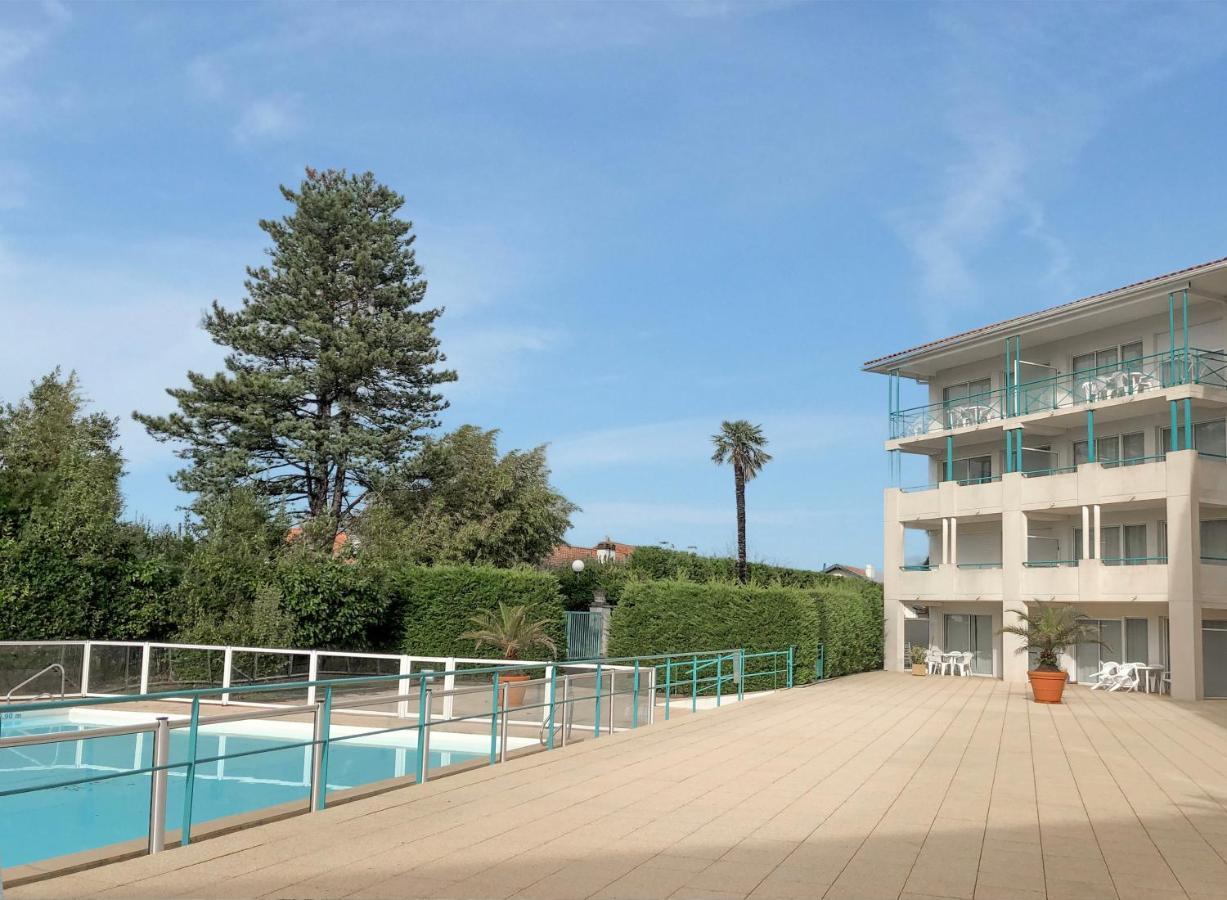 Au Calme Avec Piscine, Face Golf, Parking Gratuit, A Pied A 10mn Centre Apartment *